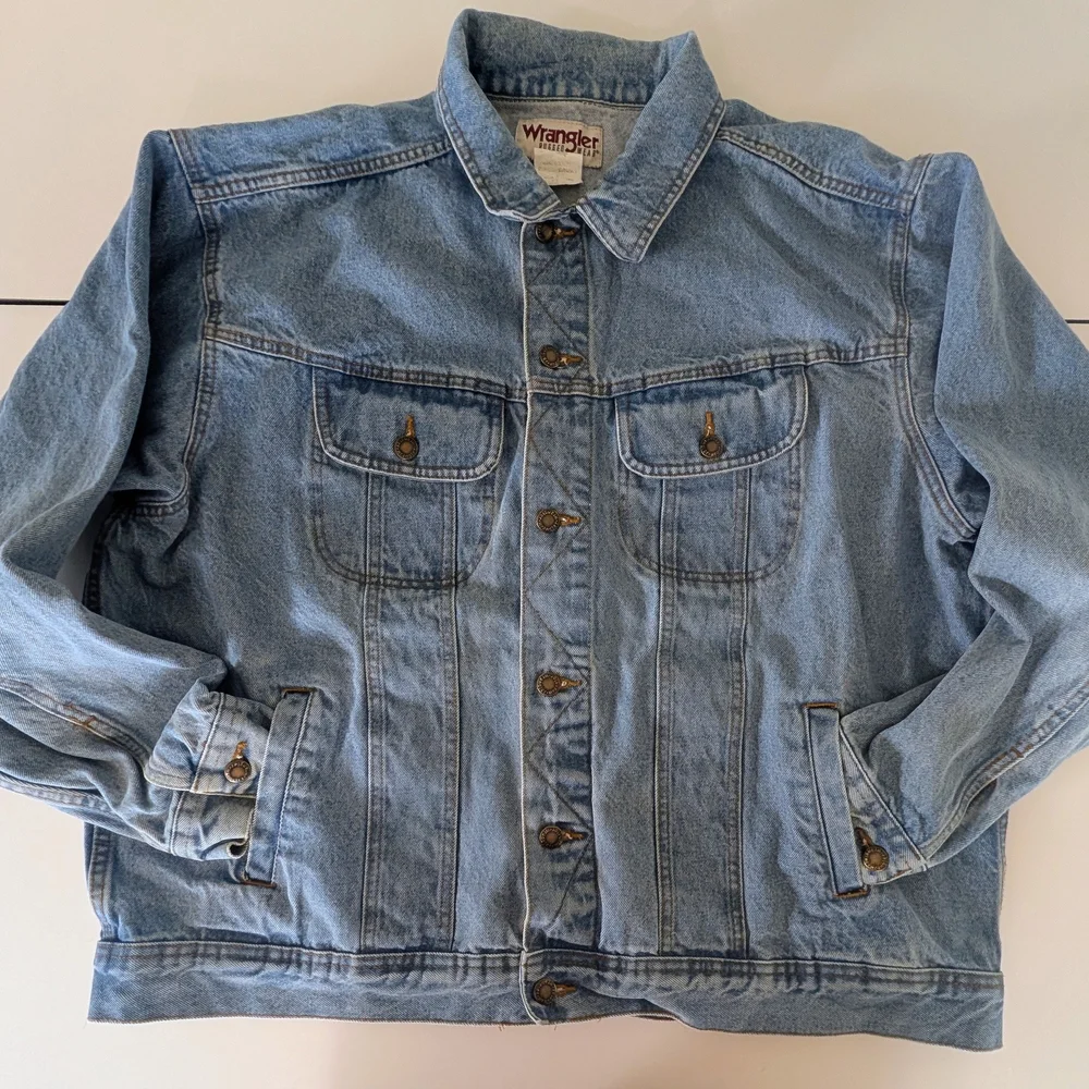 Wrangler Rugged Wear Men's XXL 2XL Indigo Denim Trucker Jacket